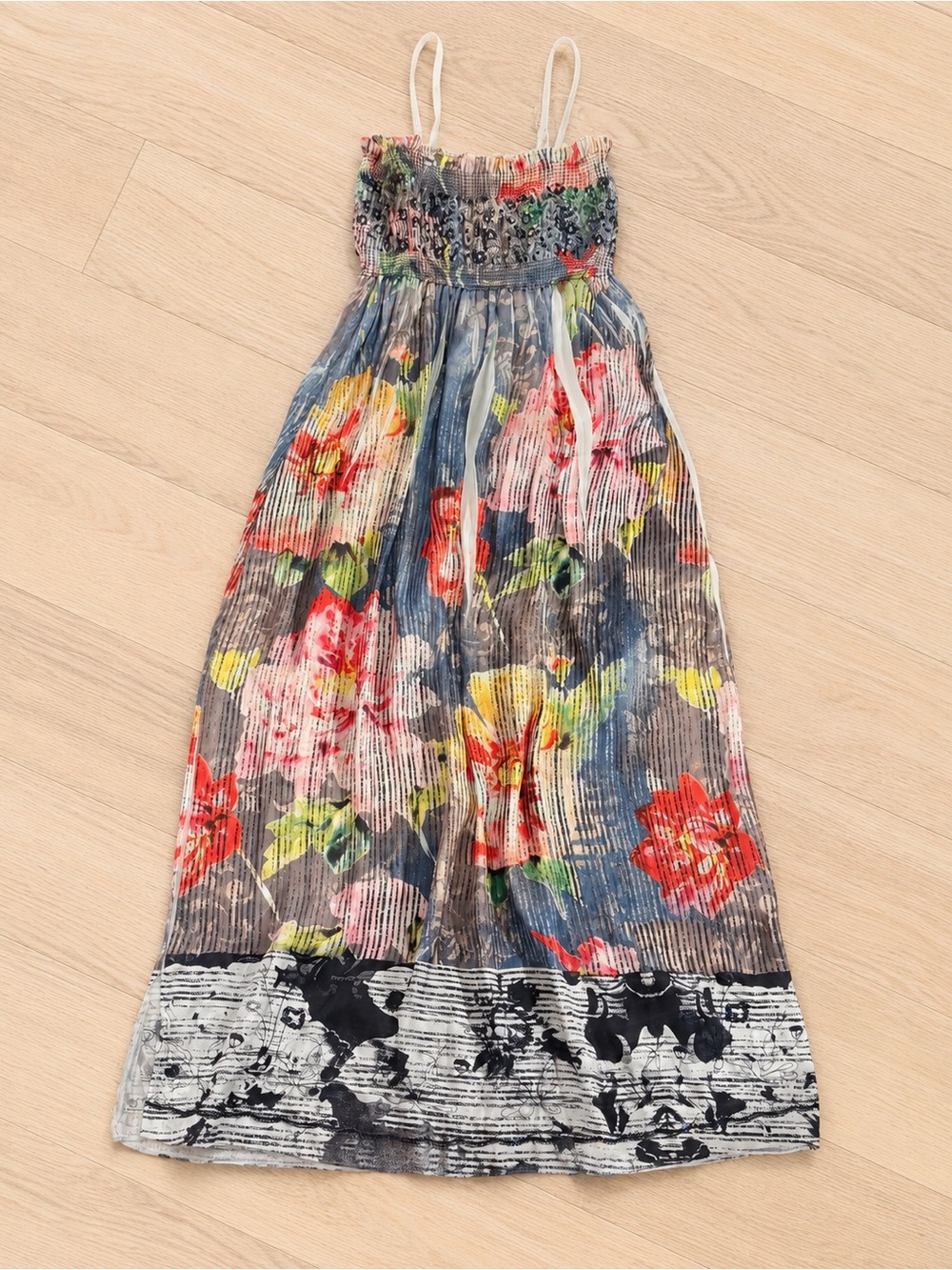 Lapis Flowy Floral Boho Maxi Dress in Multicolor